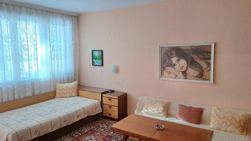 Zu vermieten  Studio Burgas , Wazraschdane , 43 qm | 75964467