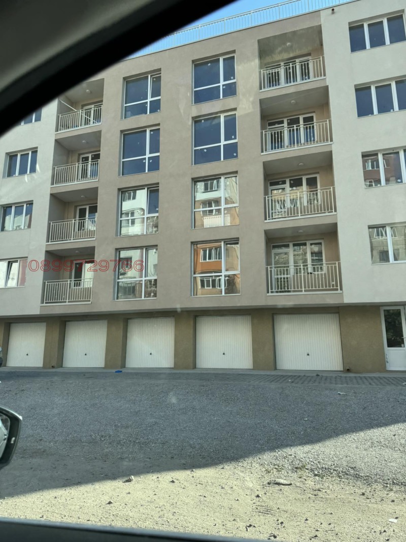 Da affittare  Box auto Pernik , Iztok , 20 mq | 33904946