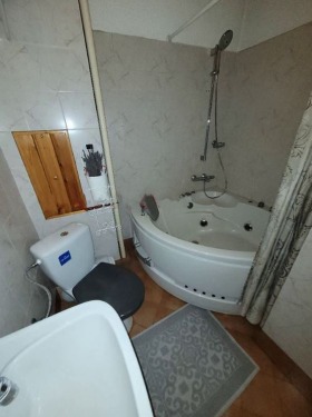 1 bedroom Oborishte, Sofia 9