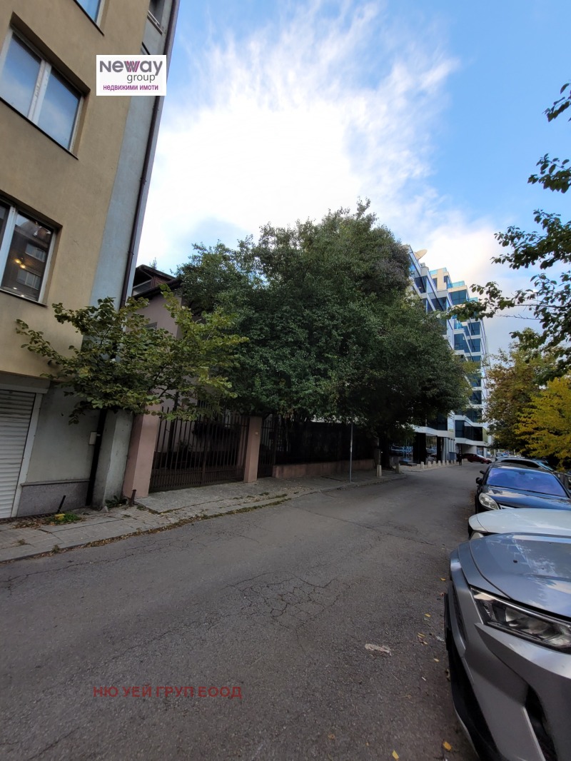 Дава под наем  2-стаен град София , Бъкстон , 100 кв.м | 70041521 - изображение [2]