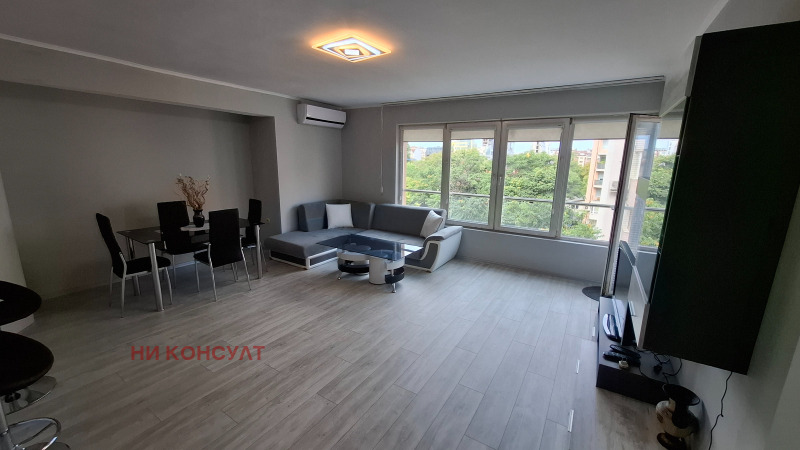 Издаје се  2 спаваће собе Софија , Центар , 85 м2 | 11487117 - слика [2]