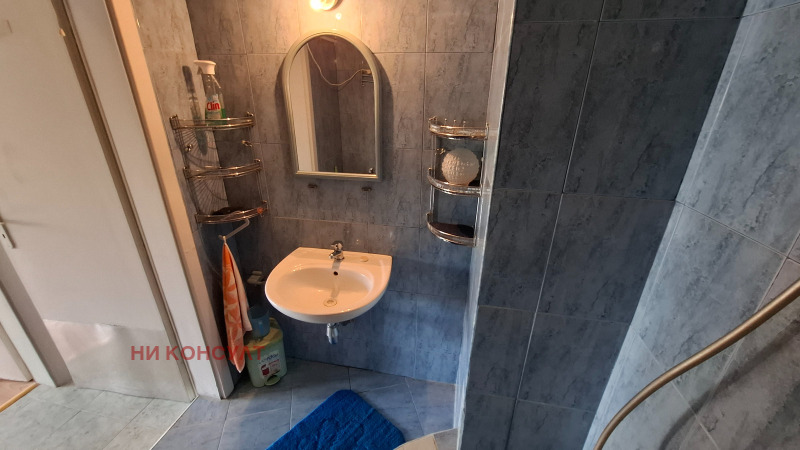 Издаје се  2 спаваће собе Софија , Центар , 85 м2 | 11487117 - слика [16]