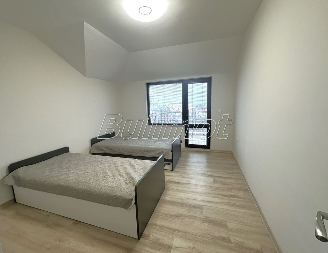 ���� ��� ���� 3-����� | Imot.bg � ����������� 11