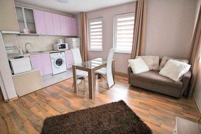 A louer  Studio Bourgas , Lazour , 35 m² | 24619063