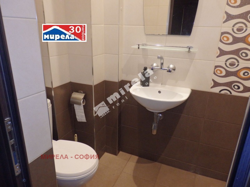 Дава под наем 3-СТАЕН, гр. София, Център, снимка 8 - Апартаменти - 53371001