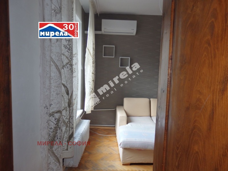 Дава под наем 3-СТАЕН, гр. София, Център, снимка 6 - Апартаменти - 53371001