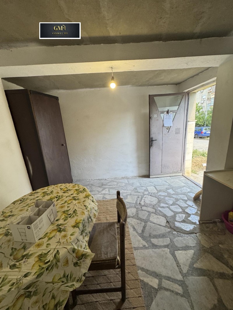 De inchiriat  1 dormitor Pleven , 9-ti cvartal , 40 mp | 42102970 - imagine [3]