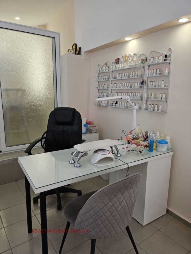 Дава под наем  Офис град Ямбол , Център , 30 кв.м | 46144616 - изображение [3]
