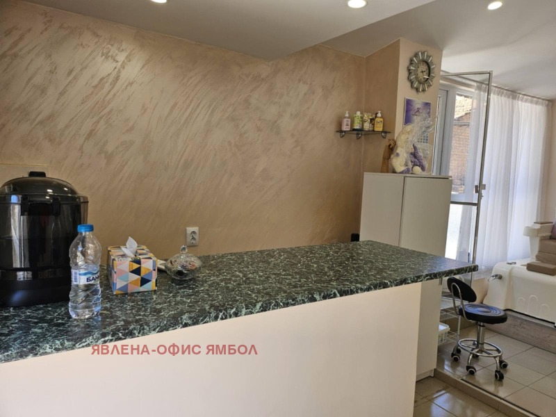 Дава под наем  Офис град Ямбол , Център , 30 кв.м | 46144616 - изображение [4]