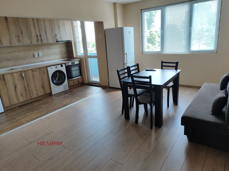 De inchiriat  2 dormitoare Ruse , Țentâr , 80 mp | 76048090