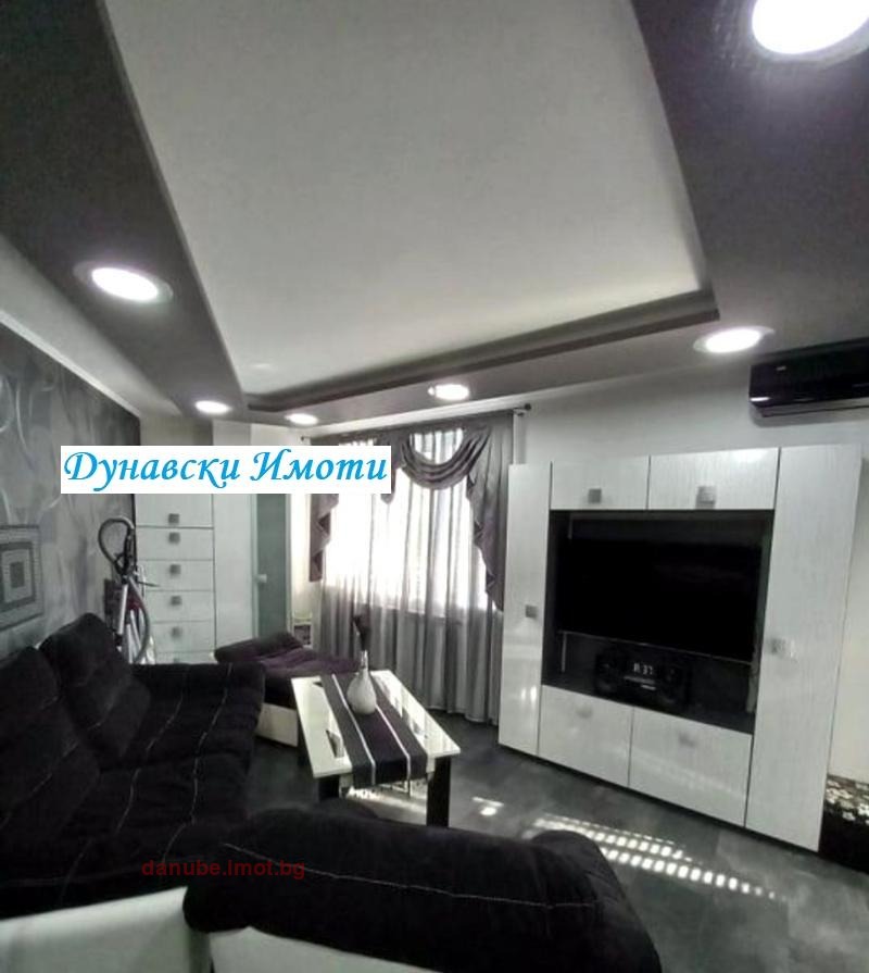 Издаје се  2 спаваће собе Русе , Јaлта , 90 м2 | 54926474 - слика [2]