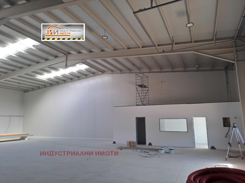 Da affittare  Edificio industriale Plovdiv , Industrialna zona - Iug , 445 mq | 47621233 - Immagine [3]