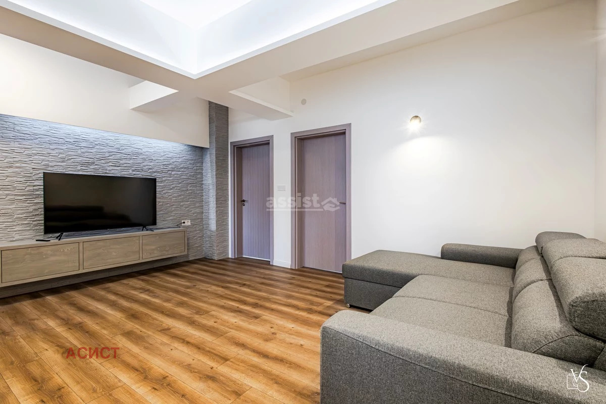 Дава под наем 3-СТАЕН, гр. София, Център