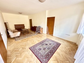 1 chambre Tsentar, Sofia 1