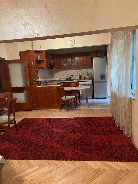 Дава под наем  3-стаен град Пловдив , Кършияка , 110 кв.м | 22152162