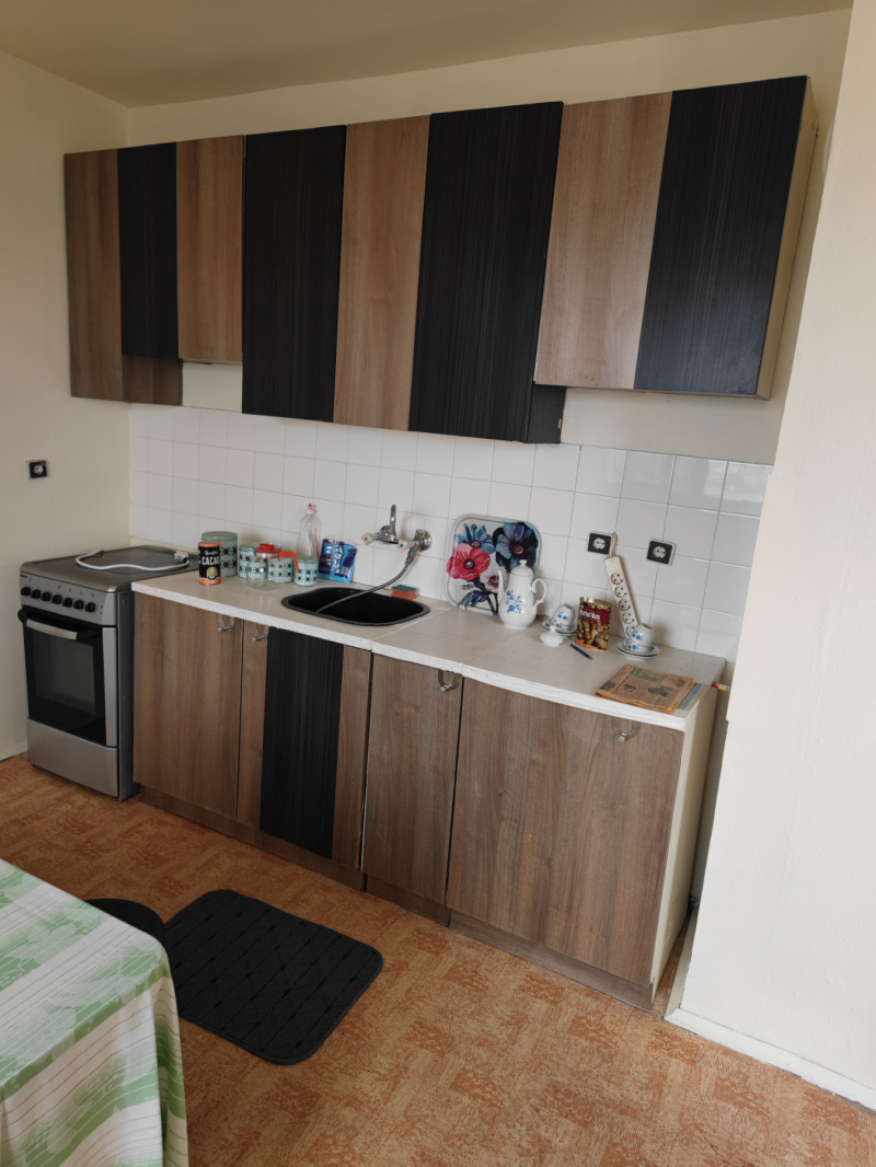 Te huur  Zolder Sofia , Zona B-19 , 70 m² | 54613338