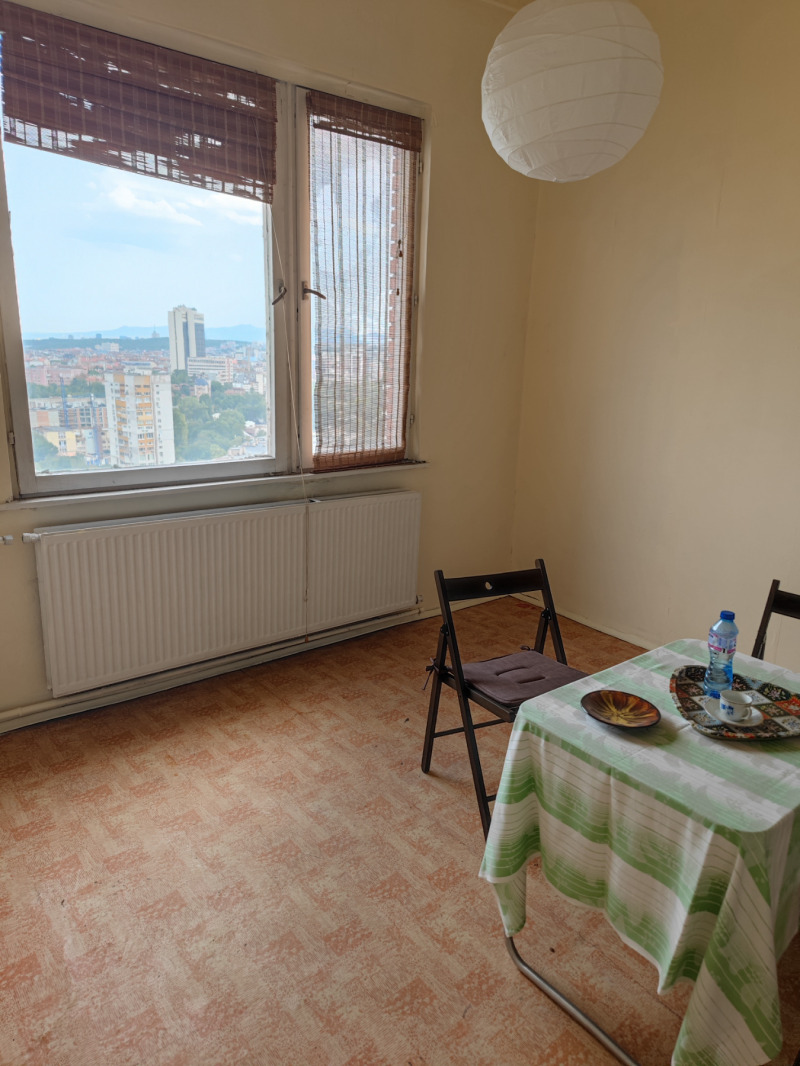 Te huur  Zolder Sofia , Zona B-19 , 70 m² | 54613338 - afbeelding [2]