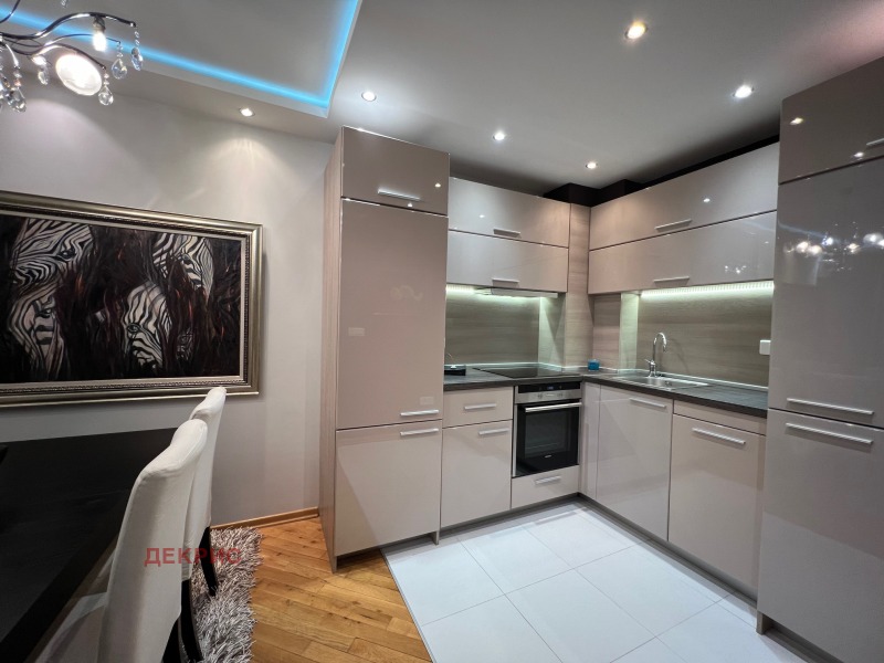 Para alugar  1 quarto Sofia , Centar , 75 m² | 54164110 - imagem [11]