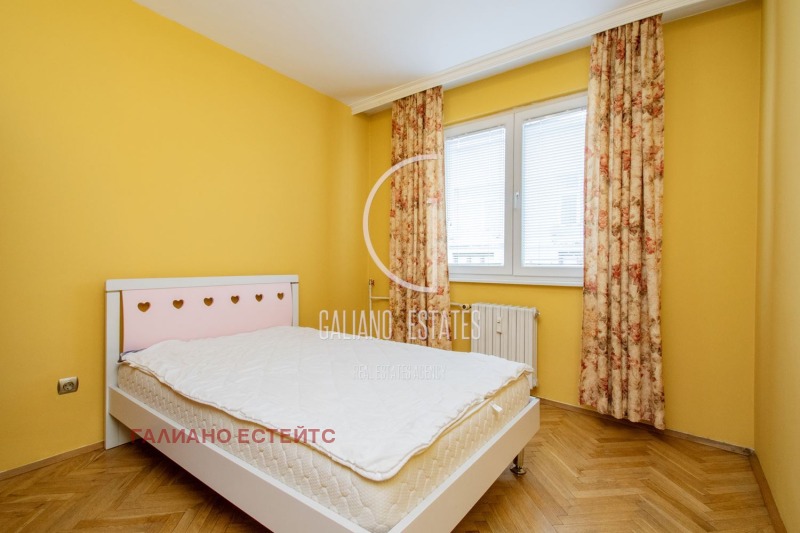 Te huur  2 slaapkamers Sofia , Tsentar , 120 m² | 18020001 - afbeelding [4]