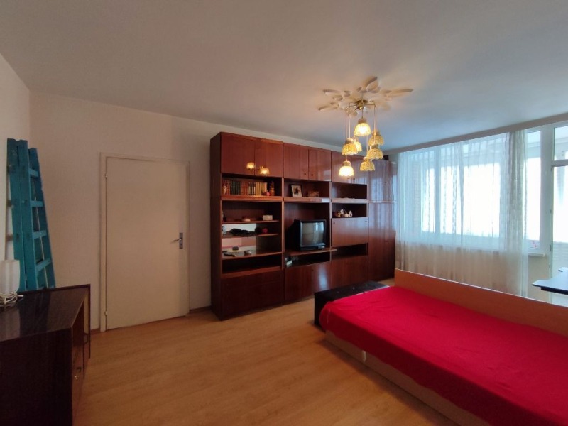 Дава под наем 3-СТАЕН, гр. София, Дружба 1