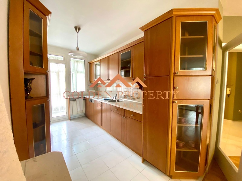 Дава под наем  4-стаен град София , Лозенец , 129 кв.м | 43615234 - изображение [4]