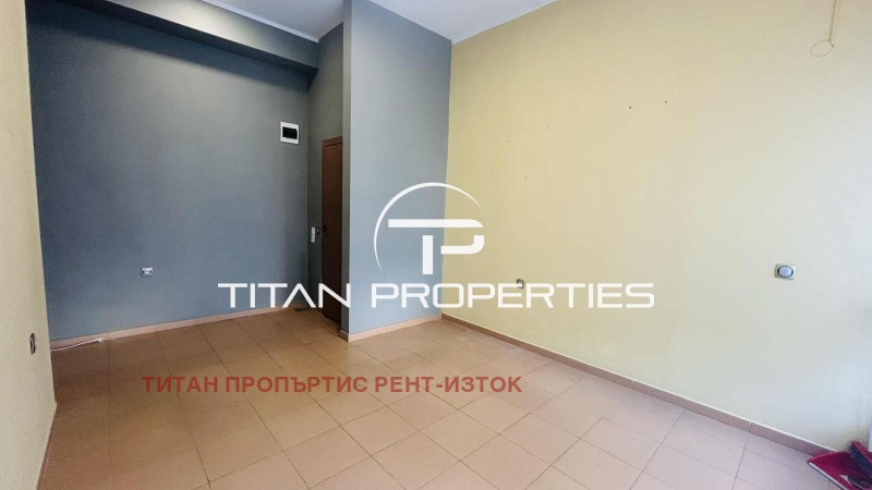 Til leje  Kontor Burgas , Vazrazhdane , 24 kvm | 75372288