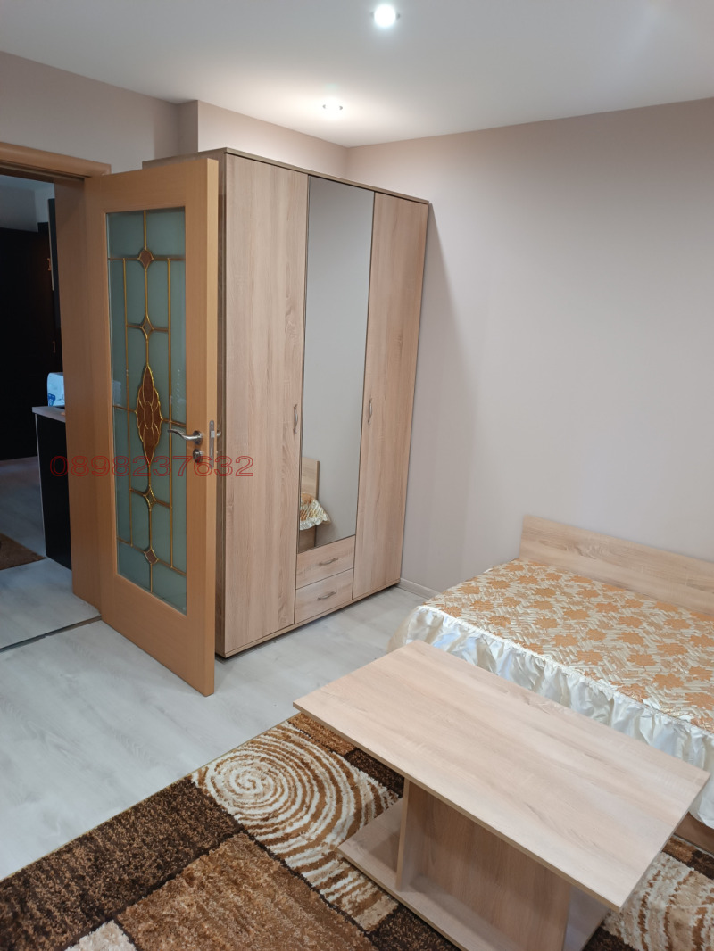 Дава под Наем 1-СТАЕН в град Пловдив, Каменица 1 - 40 кв.м / 300 € » 586.75 лв.