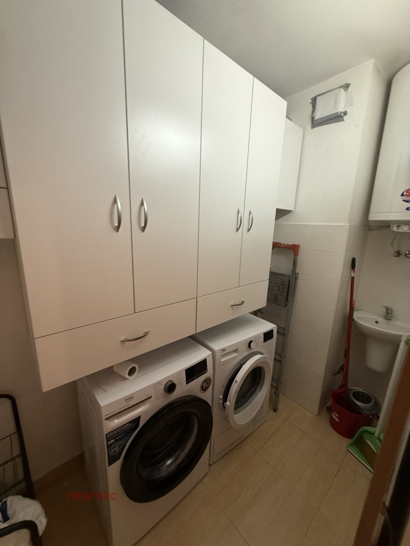 Zu vermieten  3 Schlafzimmer Plowdiw , Karschijaka , 145 qm | 15619499 - Bild [11]