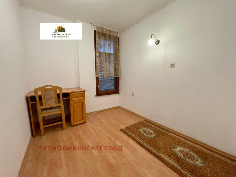 Дава под наем 4-СТАЕН, гр. София, Лозенец, снимка 7 - Апартаменти - 52722390