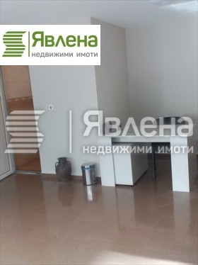 Γραφείο Ζονα Β-18, Σοφηια