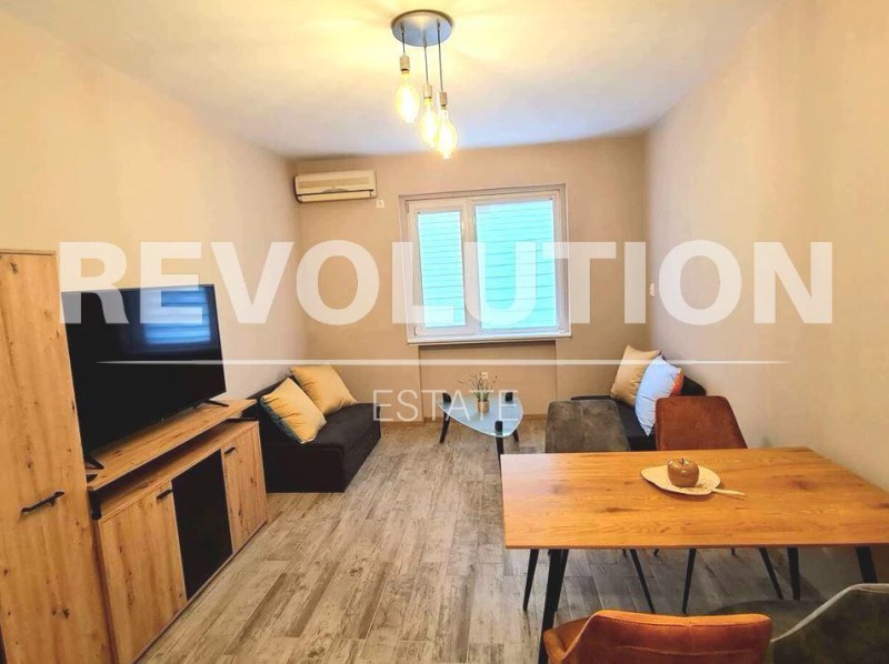 Kiadó  1 hálószoba Varna , Centar , 50 négyzetméter | 35006630