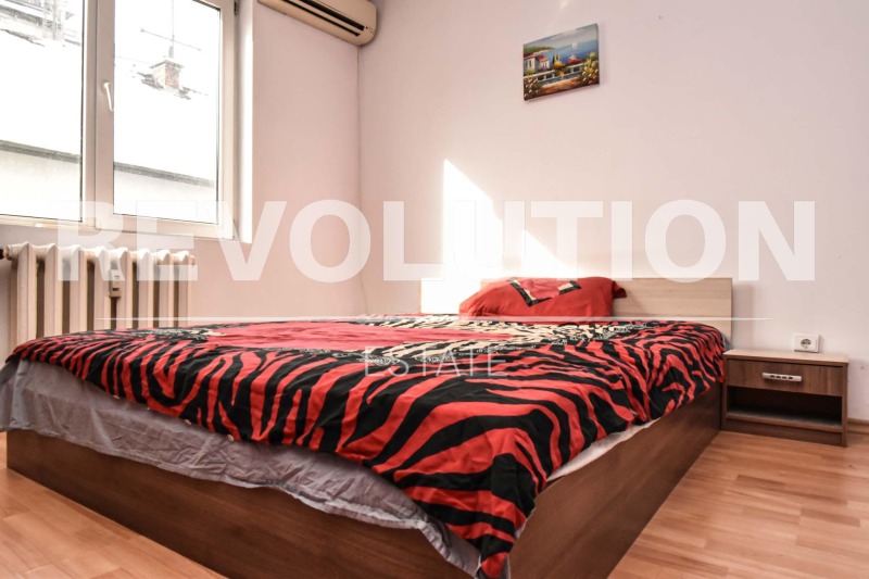 Дава под наем 2-СТАЕН, гр. София, Лозенец, снимка 8 - Апартаменти - 53511866