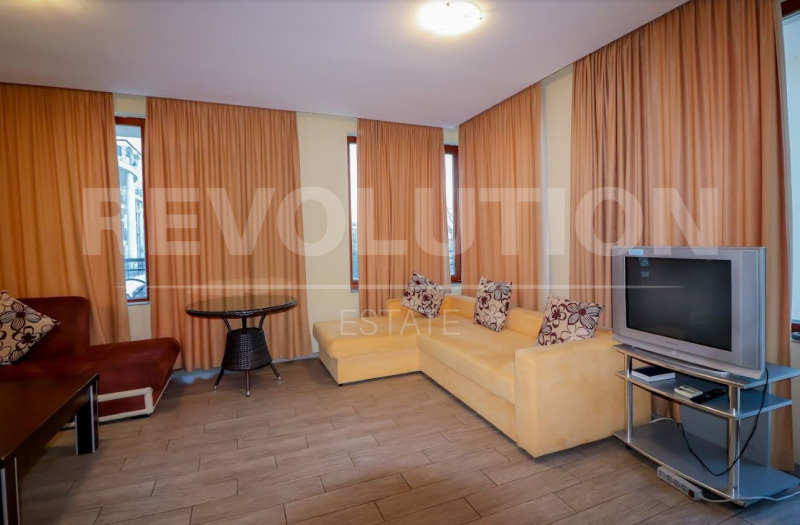 Da affittare  2 camere da letto Varna , k.k. Zlatni piasatsi , 120 mq | 98669807