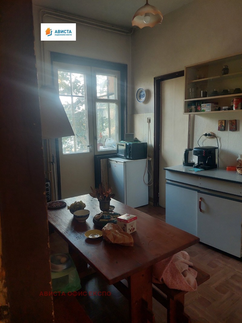 Дава под наем СТАЯ, гр. София, Център, снимка 4 - Стаи под наем - 52748994