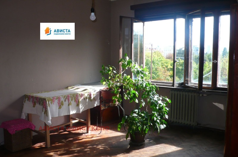 Дава под наем СТАЯ, гр. София, Център