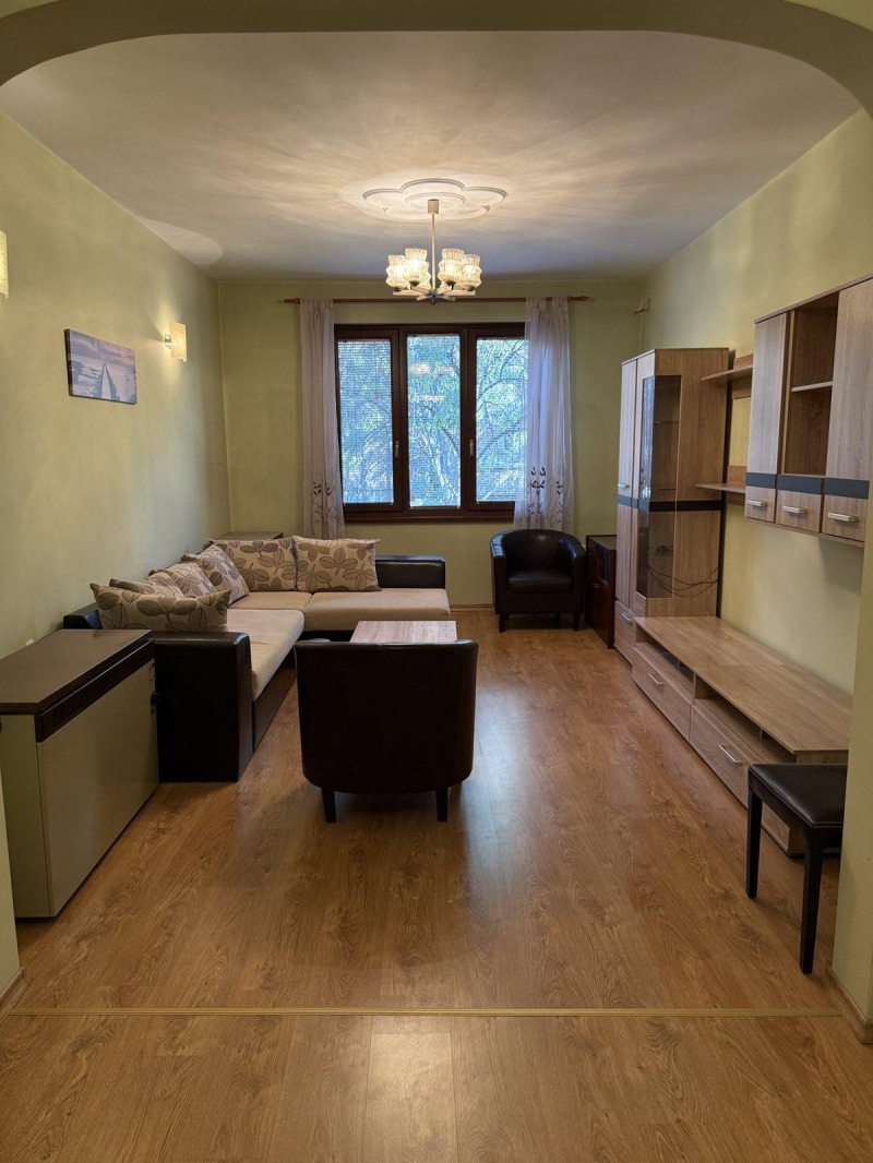 Дава под нем  2-стаен, град София, Лозенец •  650 € • ID 20808875 — holmes.bg - [1] 