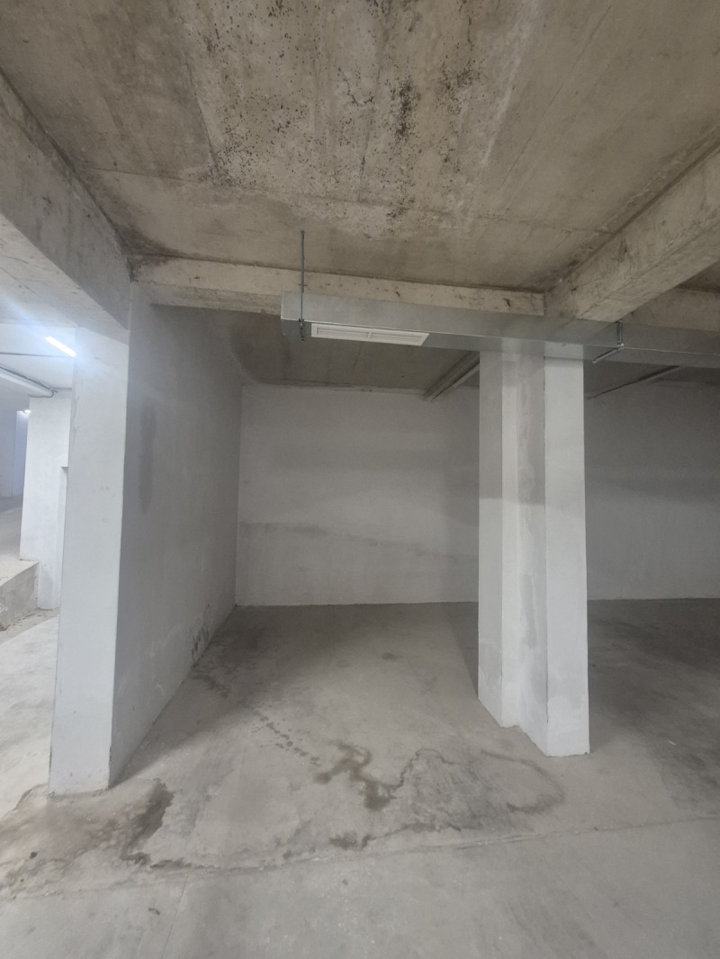 För uthyrning  Parkeringsplats Pleven , Sjirok centar , 20 kvm | 41897627 - bild [6]