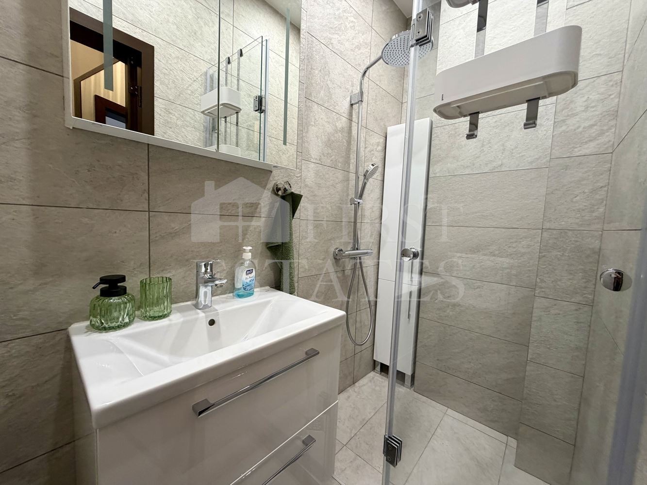 Дава под наем 3-СТАЕН, гр. София, Център, снимка 5 - Апартаменти - 53718284