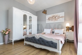 1 Schlafzimmer Tschajka, Warna 6