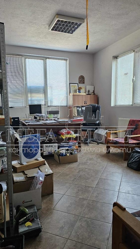 Дава под наем  Склад град Сливен , Промишлена зона , 600 кв.м | 96445892 - изображение [5]