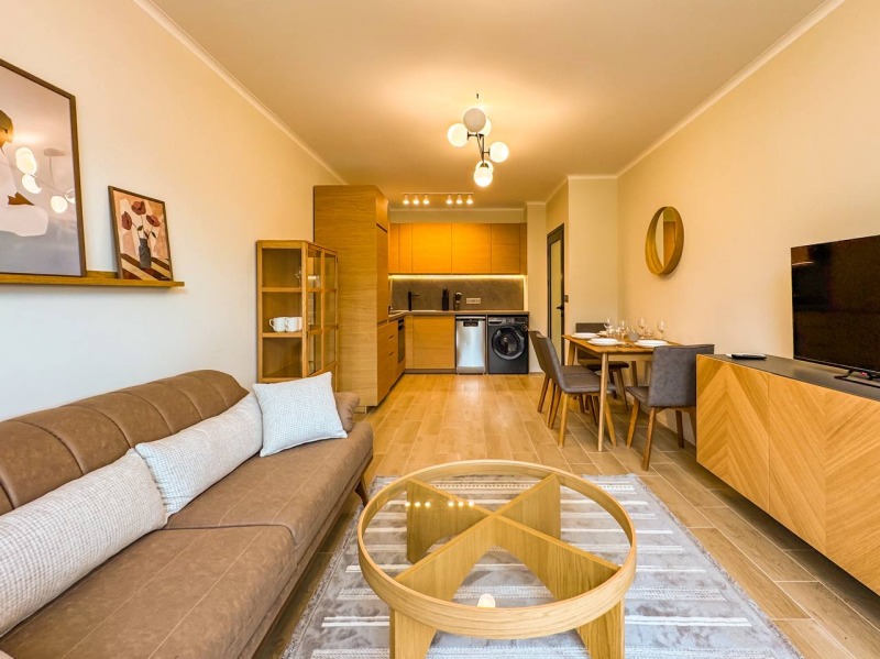 Zu vermieten  1 Schlafzimmer Burgas , Sarafowo , 64 qm | 42689139 - Bild [2]