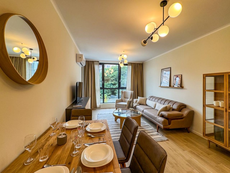 Zu vermieten  1 Schlafzimmer Burgas , Sarafowo , 64 qm | 42689139