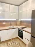 Под наем 3-СТАЕН, град Велико Търново, Център • 950 лв. / 485.73 € • 93958354 6