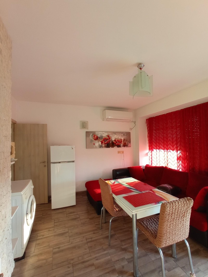 Te huur  1 slaapkamer Plovdiv , Karsjijaka , 60 m² | 17163924