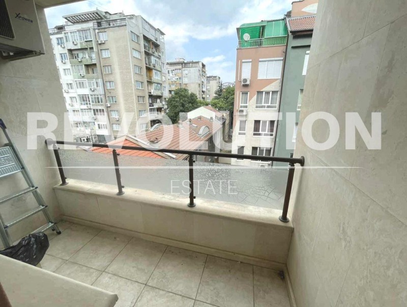 Дава под наем 3-СТАЕН, гр. Варна, Център, снимка 6 - Апартаменти - 51217446