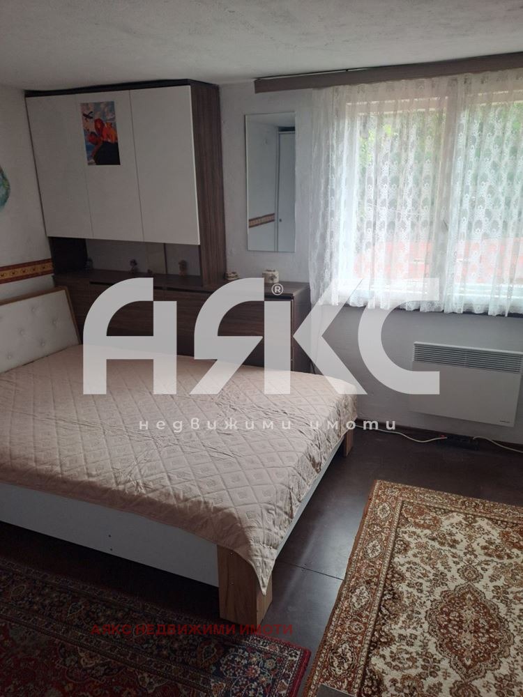 Дава под наем КЪЩА, гр. София, Филиповци, снимка 4 - Къщи - 54751396