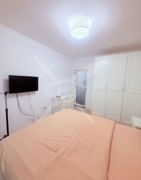 1 camera da letto Zimno kino Trakiia, Varna 4