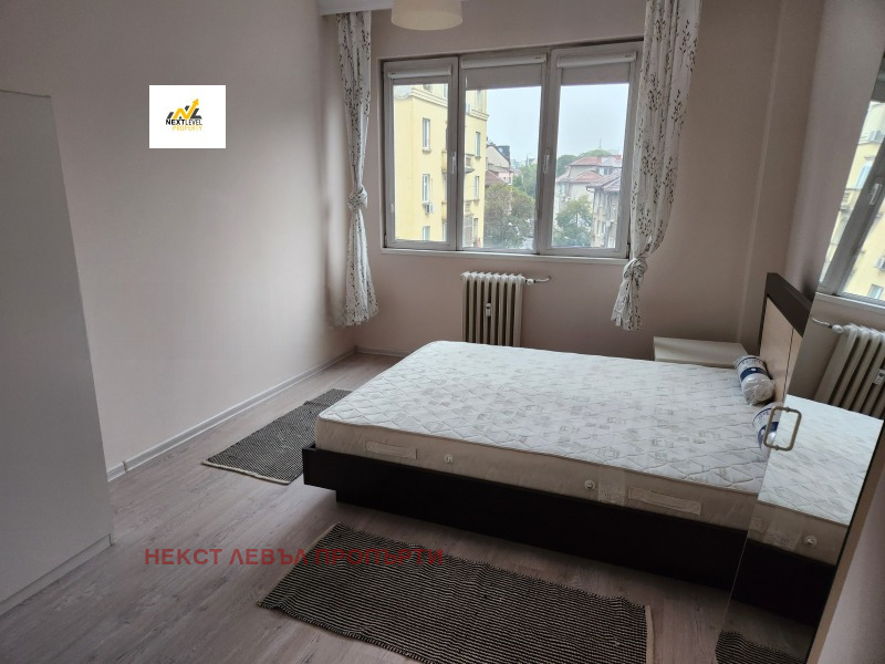 Издаје се  2 спаваће собе Софија , Обориште , 125 м2 | 24568394 - слика [5]