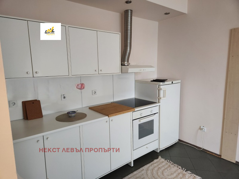 Издаје се  2 спаваће собе Софија , Обориште , 125 м2 | 24568394 - слика [2]