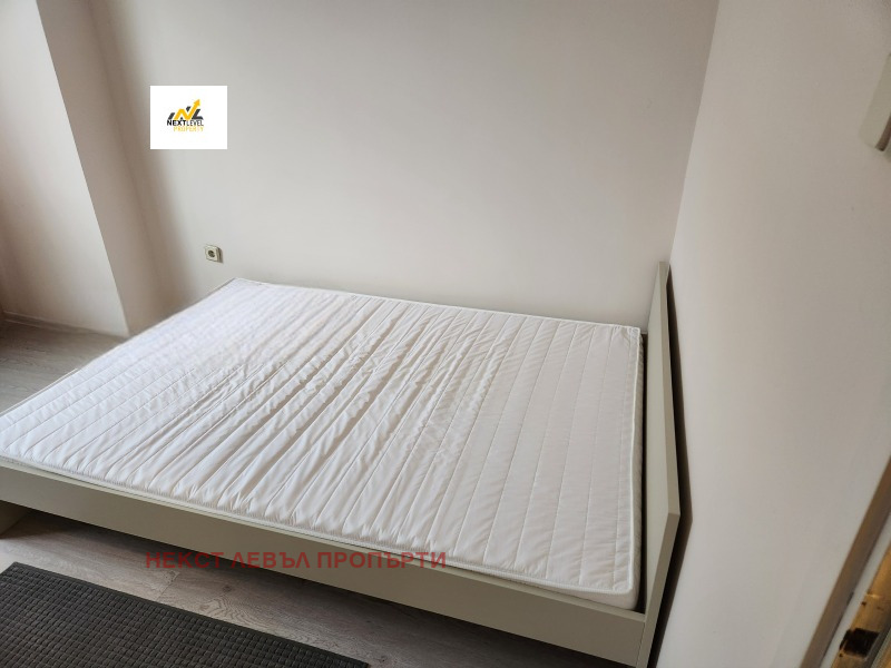 Издаје се  2 спаваће собе Софија , Обориште , 125 м2 | 24568394 - слика [4]